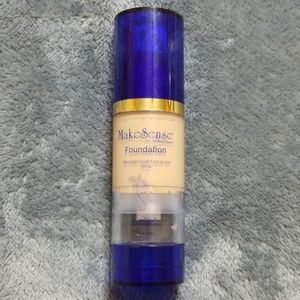 Senegence Foundation beige chiffon